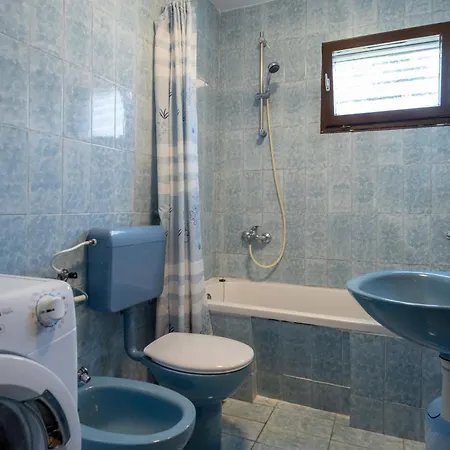 Jan Apartment *